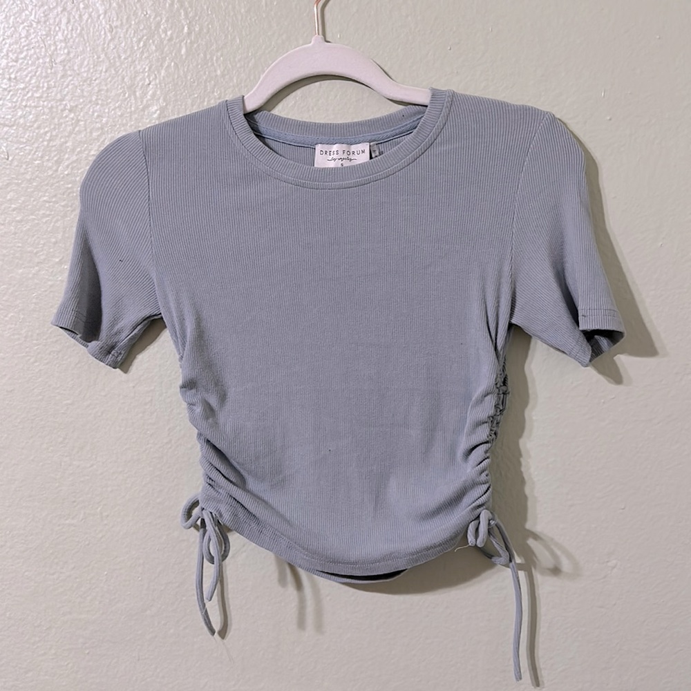 ⭐️Cropped top⭐️